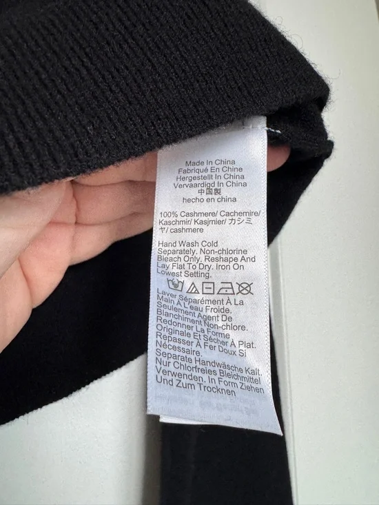 NWT! J. CREW Women’s Featherweight Cashmere Cardigan Jet Black Size XS - Picture 6 of 13